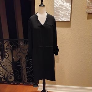 AGB Black V-Neck Long Sleeve Shift Dress